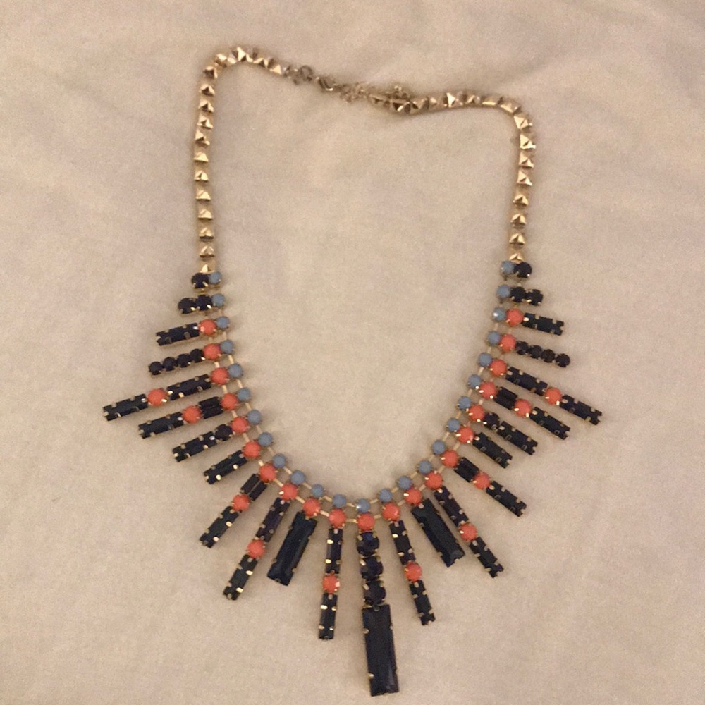 Statement necklace